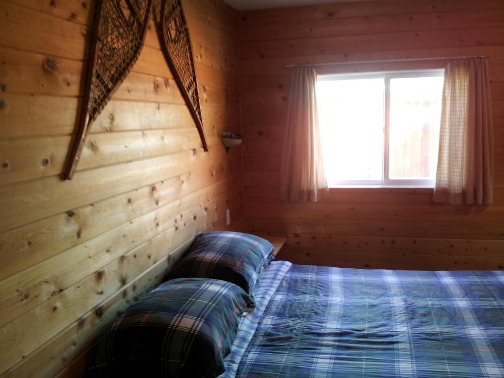 فندق Spillimacheenفي  Steamboat Mountain Chalets الغرفة الصورة