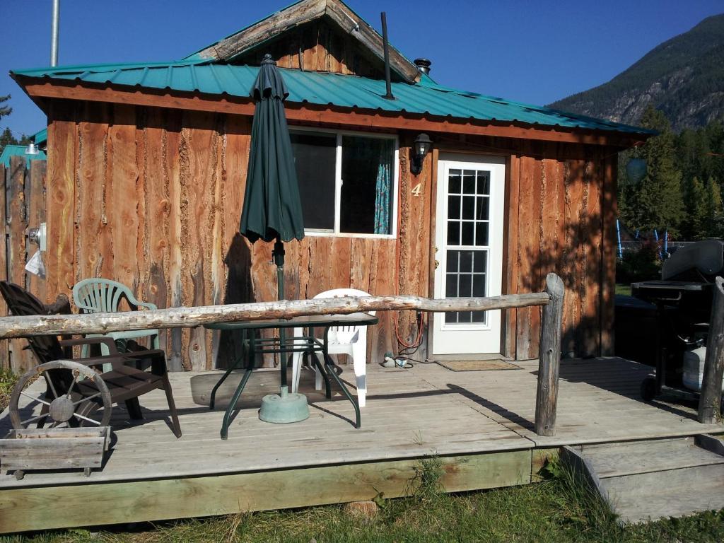 فندق Spillimacheenفي  Steamboat Mountain Chalets الغرفة الصورة