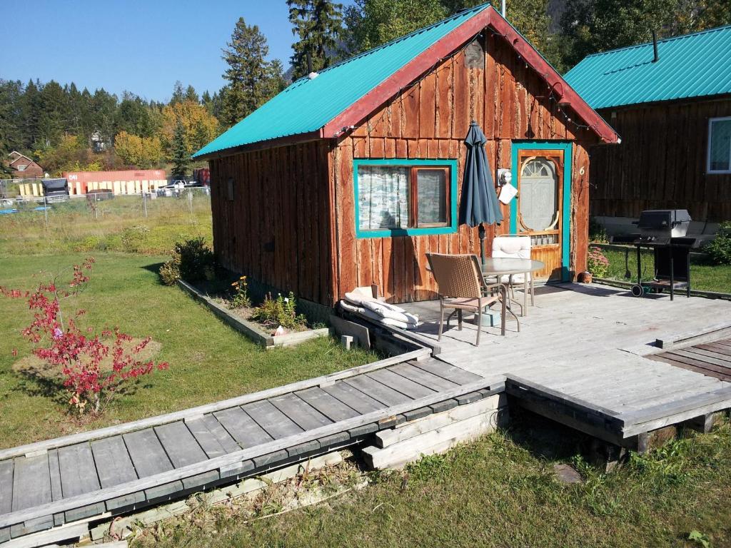 فندق Spillimacheenفي  Steamboat Mountain Chalets الغرفة الصورة