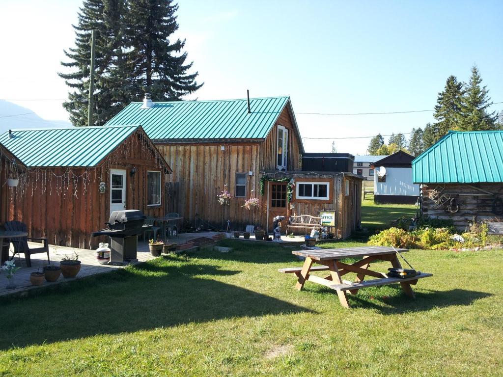فندق Spillimacheenفي  Steamboat Mountain Chalets المظهر الخارجي الصورة